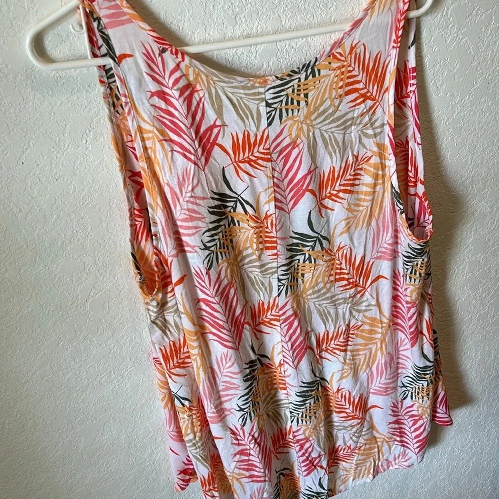 Ann Taylor Loft Palm Tree Camisole - Picture 2 of 3